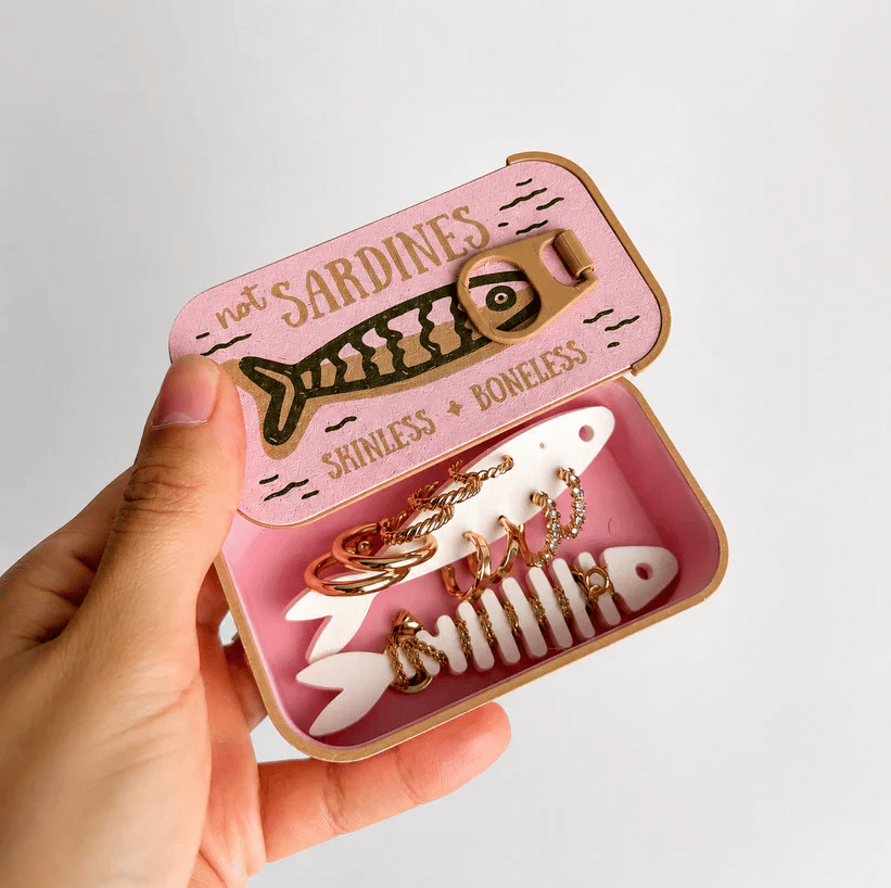 Travel jewelry case