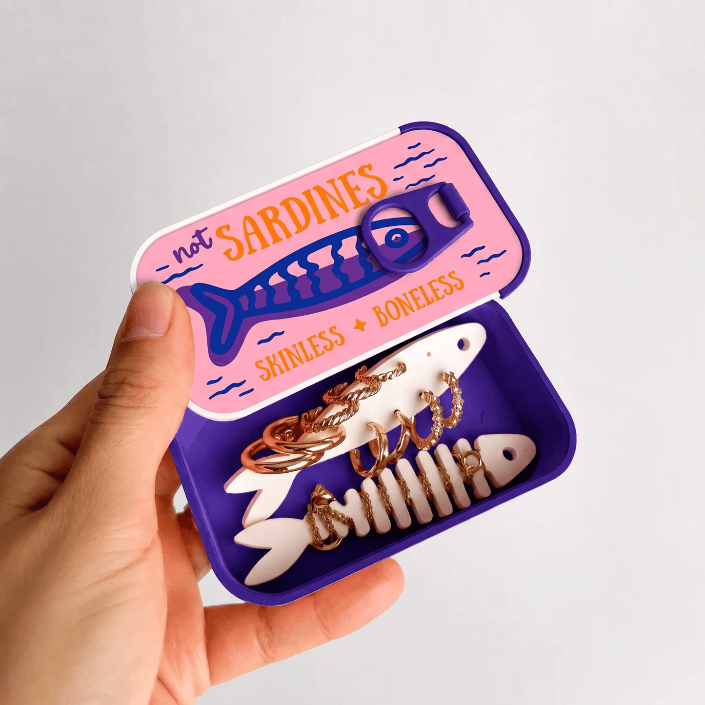 Travel jewelry case