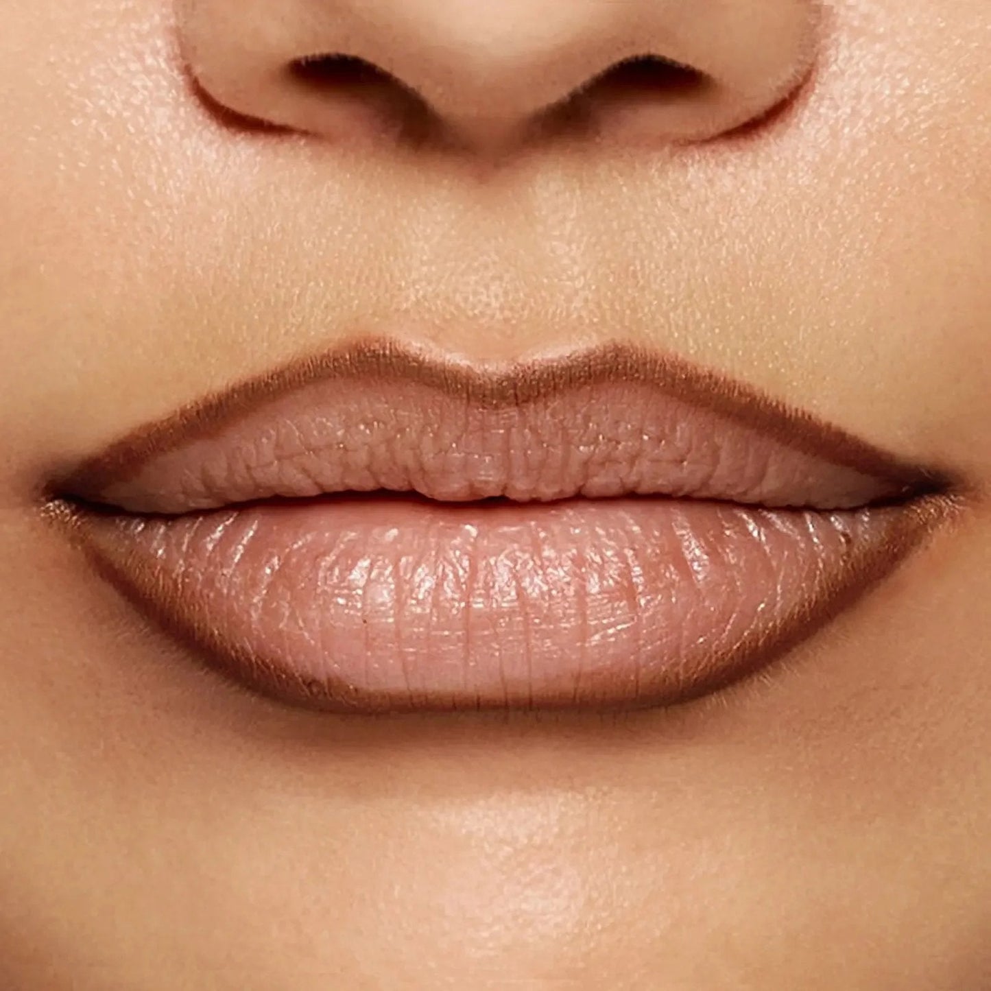 Easy Glide Lip Liner — Creamy, Blendable Color with Smooth Application