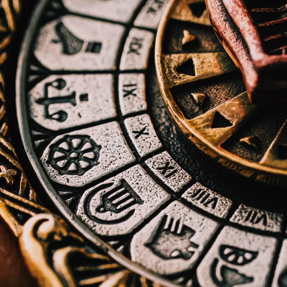 💪Hot Sale! 🔥49% OFF👁️‍🗨️Handmade Tarot Vision Pendant: Connect to Cosmic Wisdom Anytime