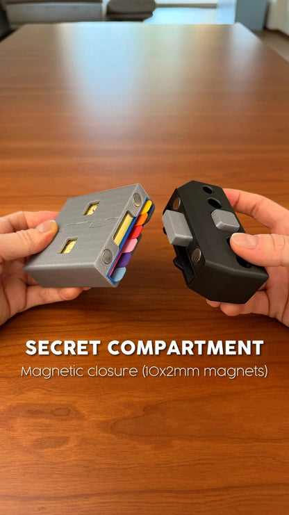 USB-Shaped Desk Organizer Set