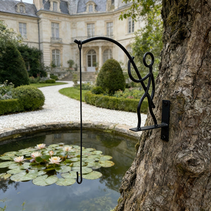 🎣 Creative Iron Wall Bracket - Transform Your Walls into Living Art