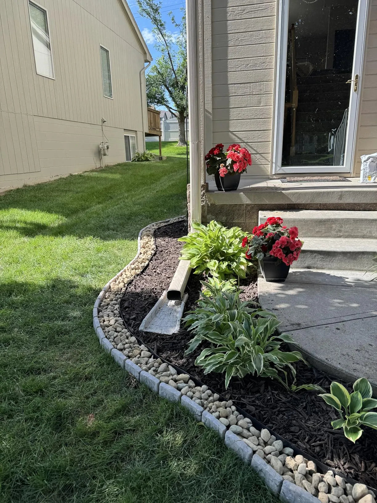 🏡2026 HOT SALE🥳💞50K+ SOLD!🌿✨ 50% OFF! Faux Stone Garden Edging Border! ♻️