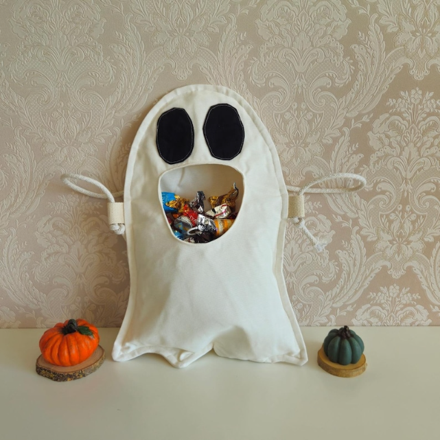 Halloween Ghost Bag Sewing Template - With Instructions