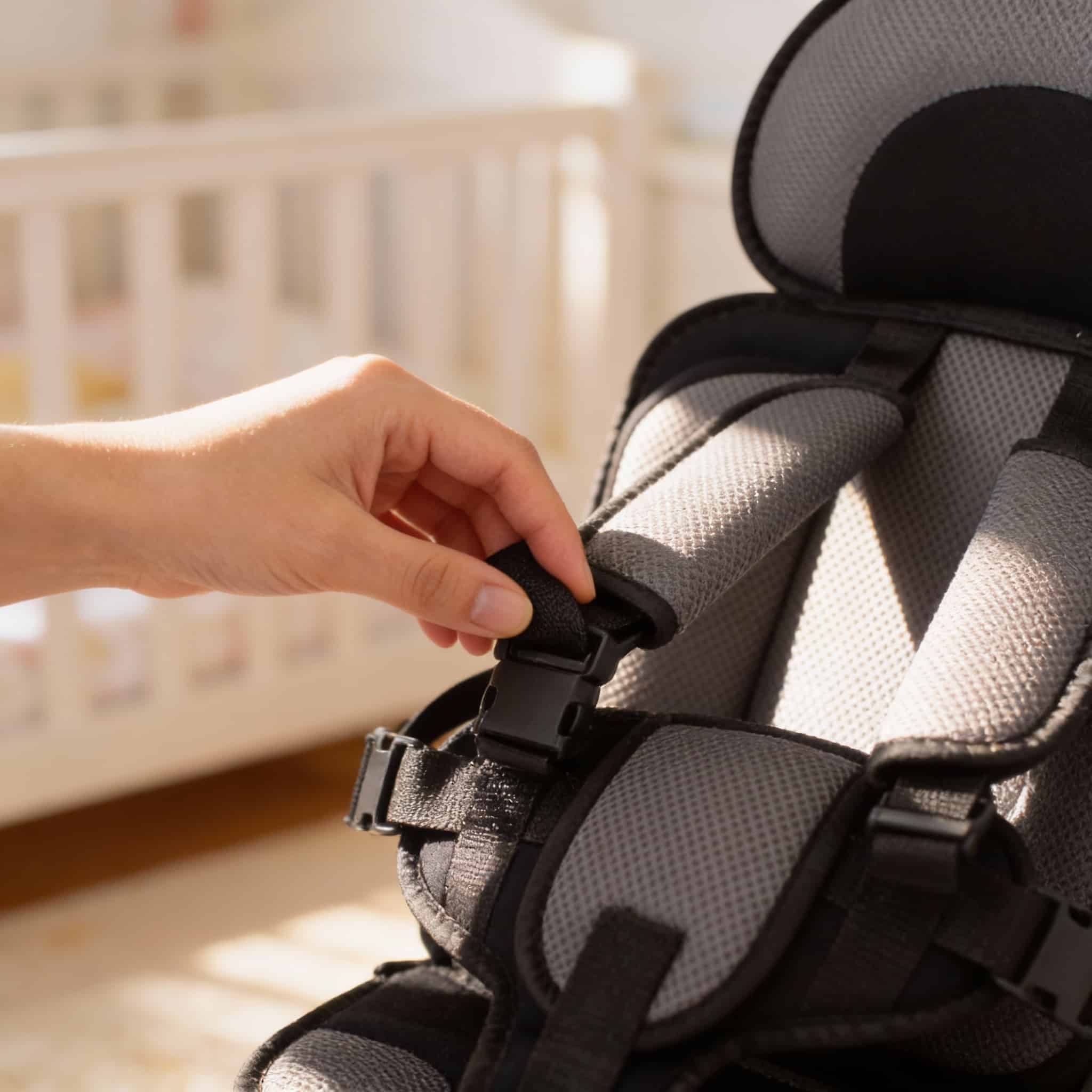 Auto Child Safety Seat Simple Car Portable Seat Belt-Free Shipping
