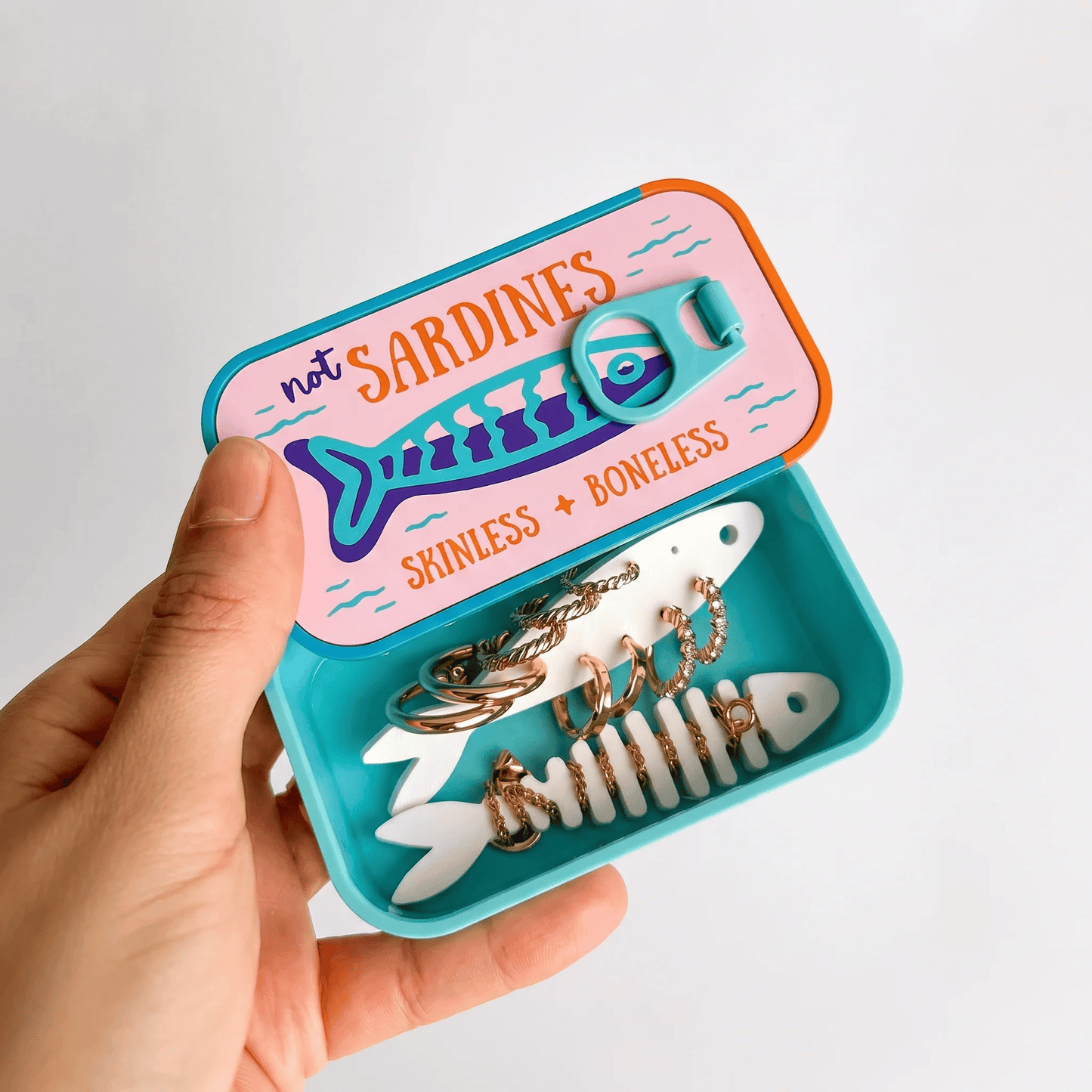 Travel jewelry case