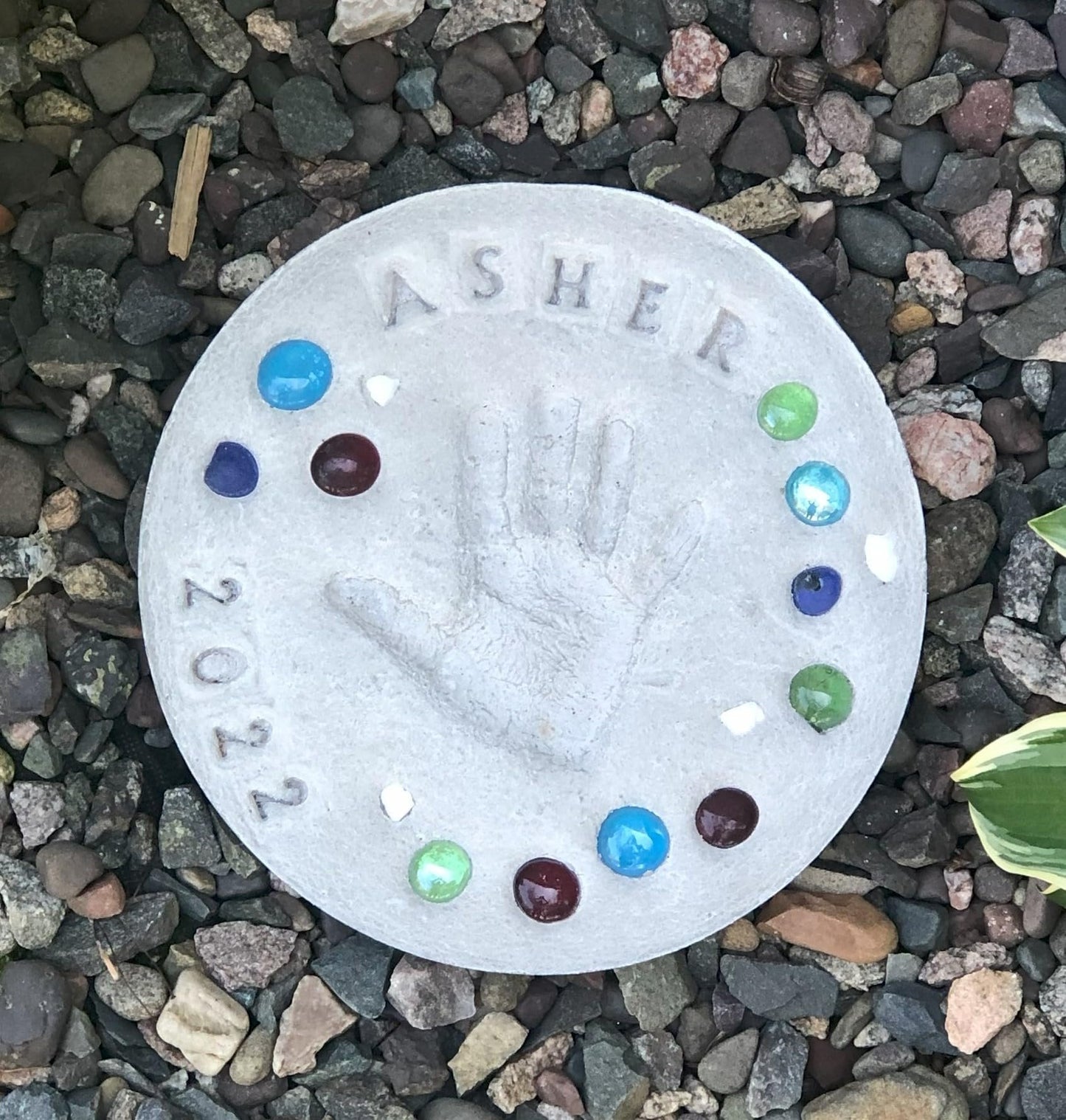 Freeze Time DIY Handprint Stepping Stone Kit