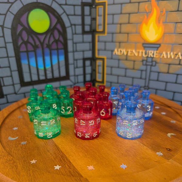 🎲🌙Crescent Moon Liquid Core Potion Dice Sets🧪