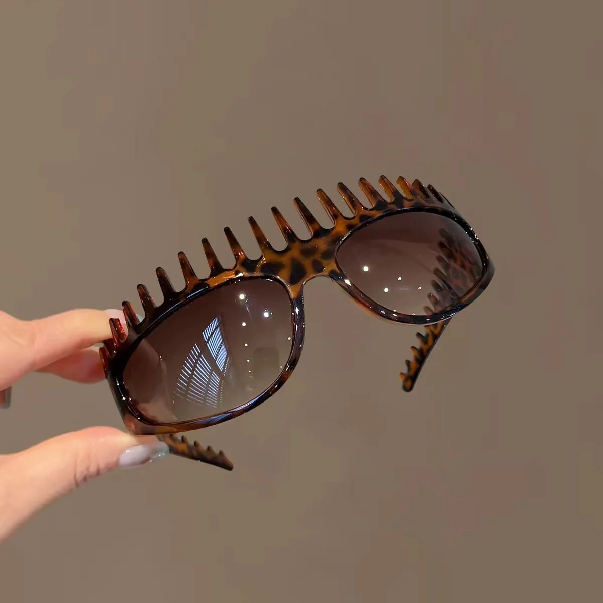 🔥 48K+ Sold |Sunglasses That Double as a Headband – 2-in-1 with Built-In Comb Teeth